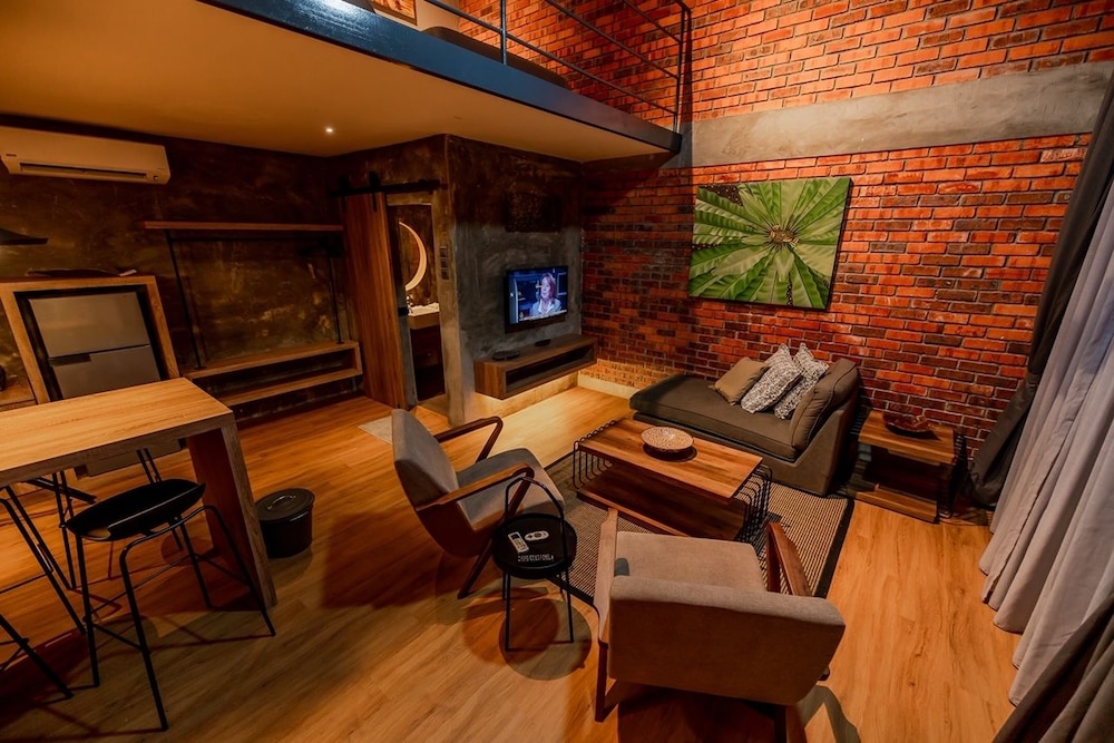 Family Studio Suite - Photo 19