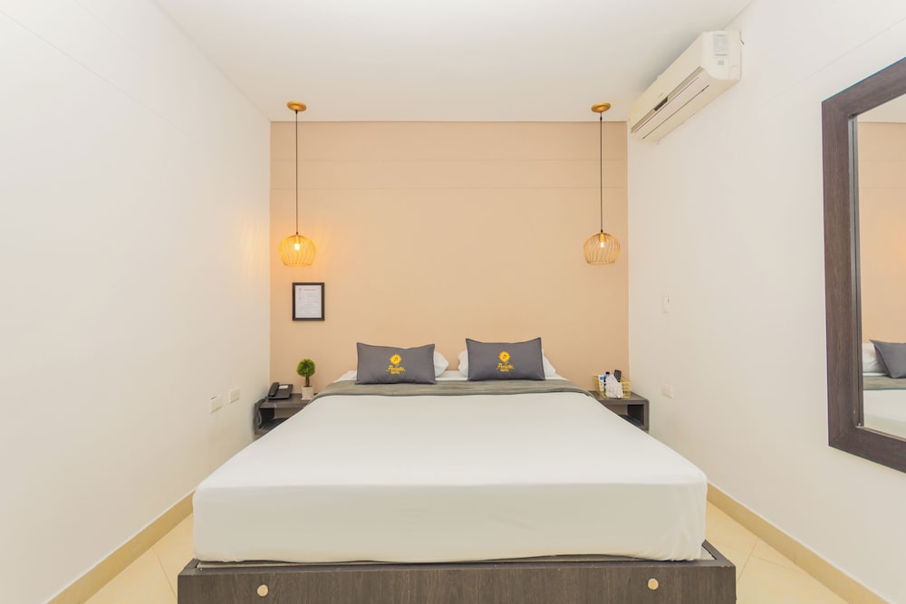 Standard Double Room - Photo 4