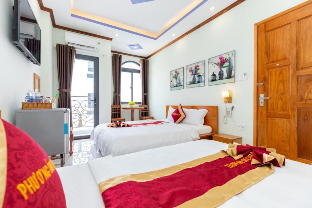 Standard Room, 2 Double Beds, Lake View (Top Floor) - Photo 6