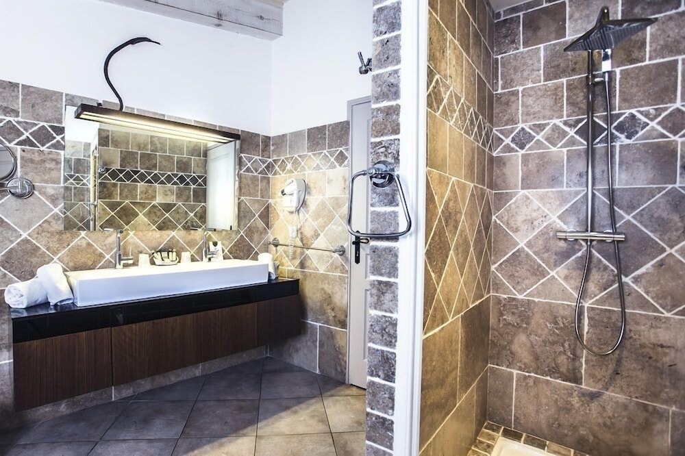 Suite A Muredda - Photo 2