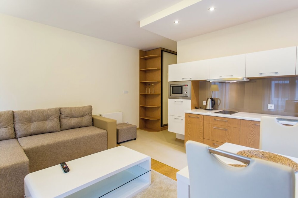 Apartament (203) z kominkiem