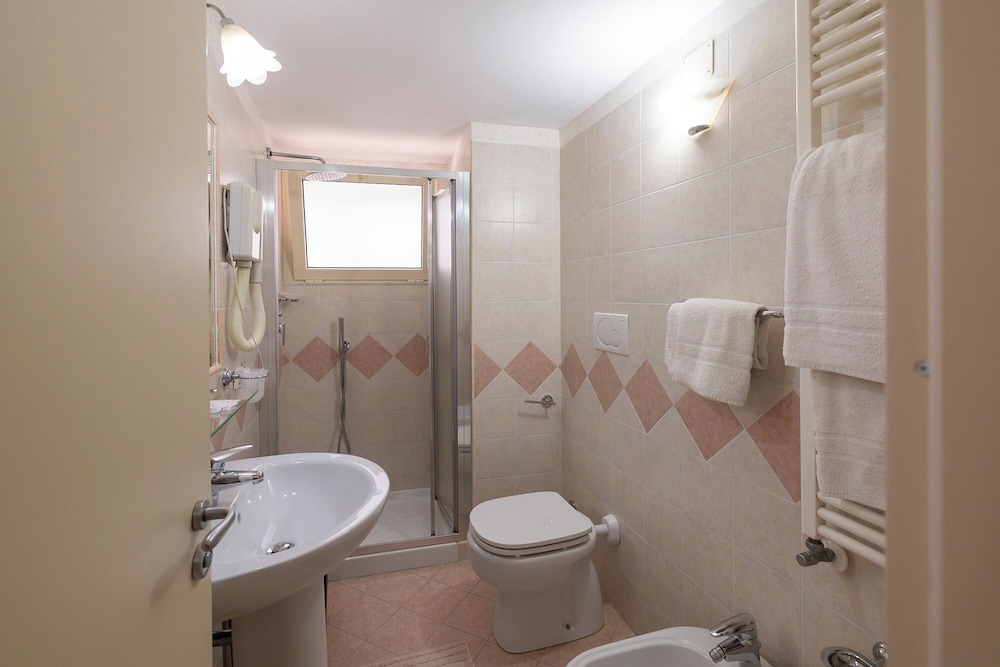 Deluxe Double Room, Sea View photo 3