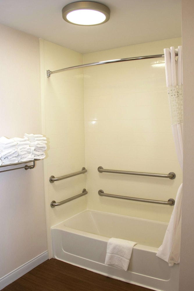 Studio, 1 King Bed, Accessible, Non Smoking - Photo 3