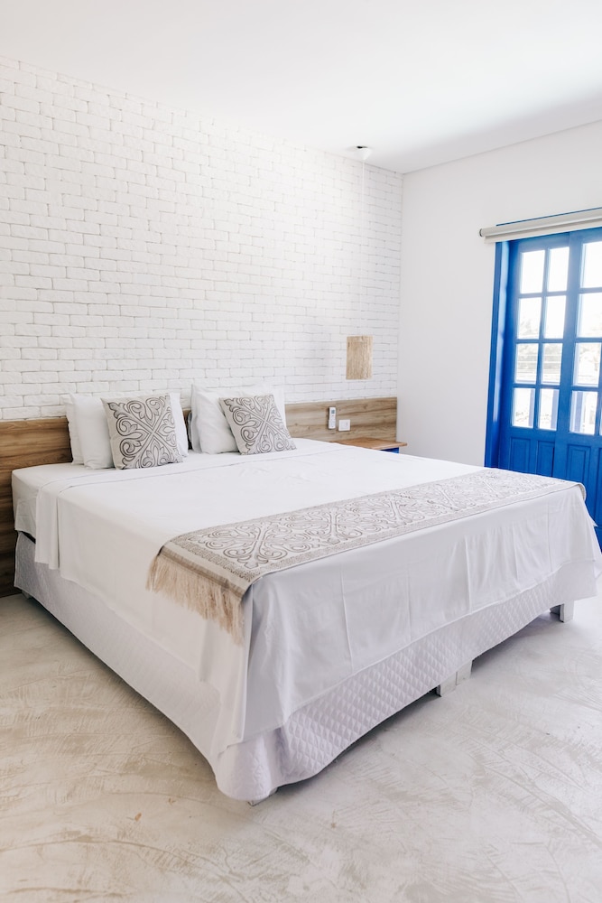 Luxury Twin Room - Photo 2