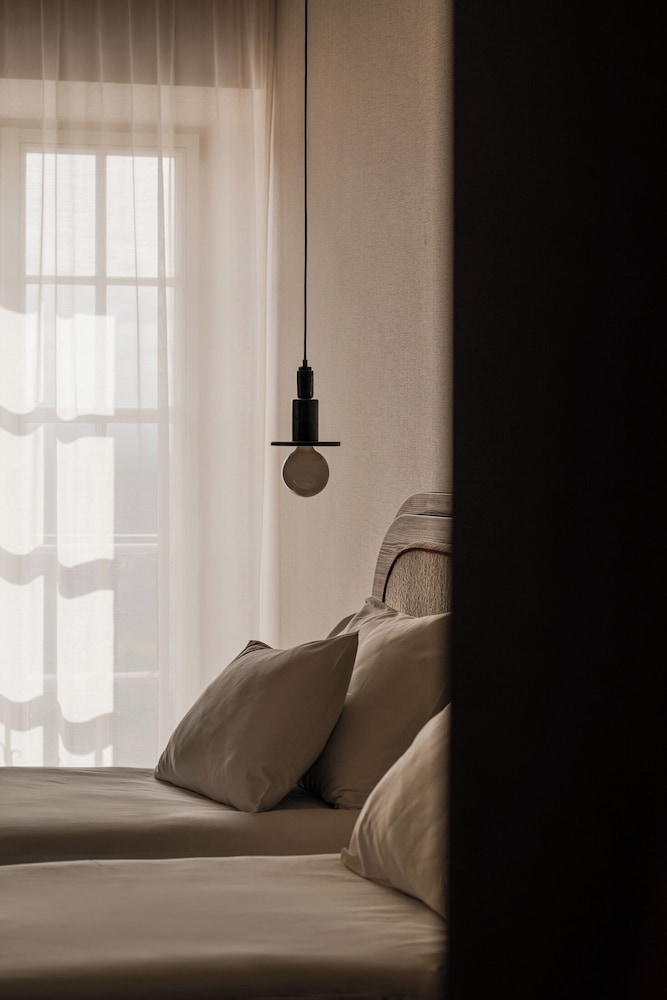 Premium View - Photo 10