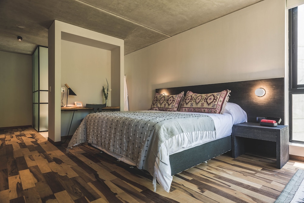 Premium Double Room photo 2