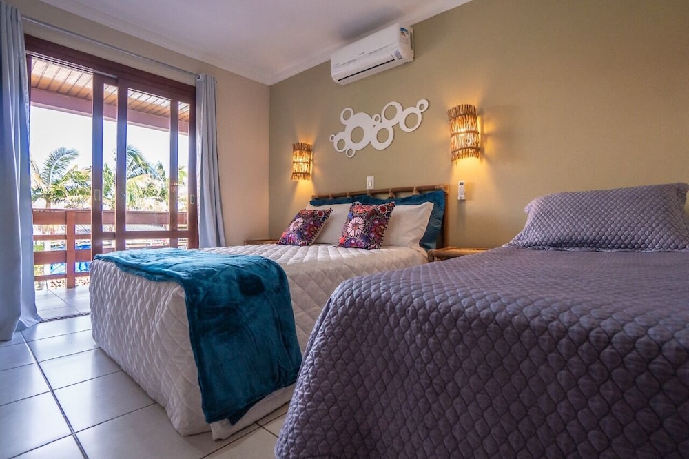 Triple Room, Balcony (Com Café da Manhã)