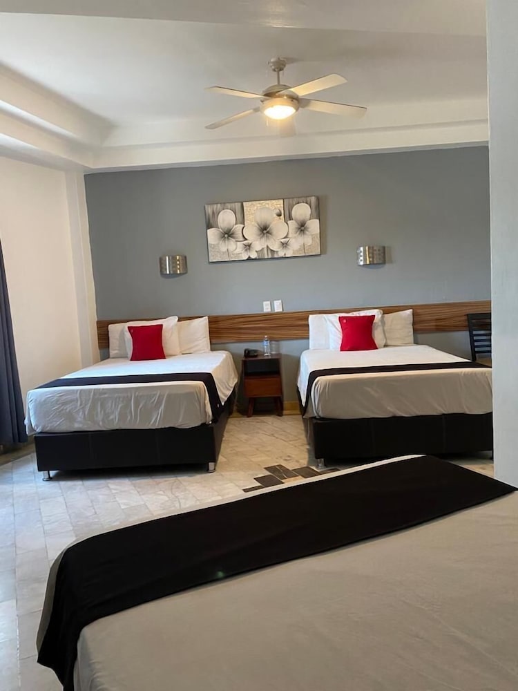 Standard Room, Multiple Beds