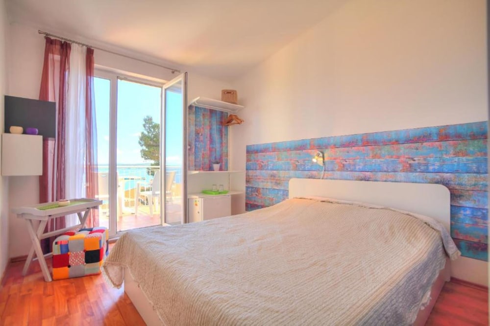 Shared Dormitory, Multiple Bedrooms, Smoking, Terrace