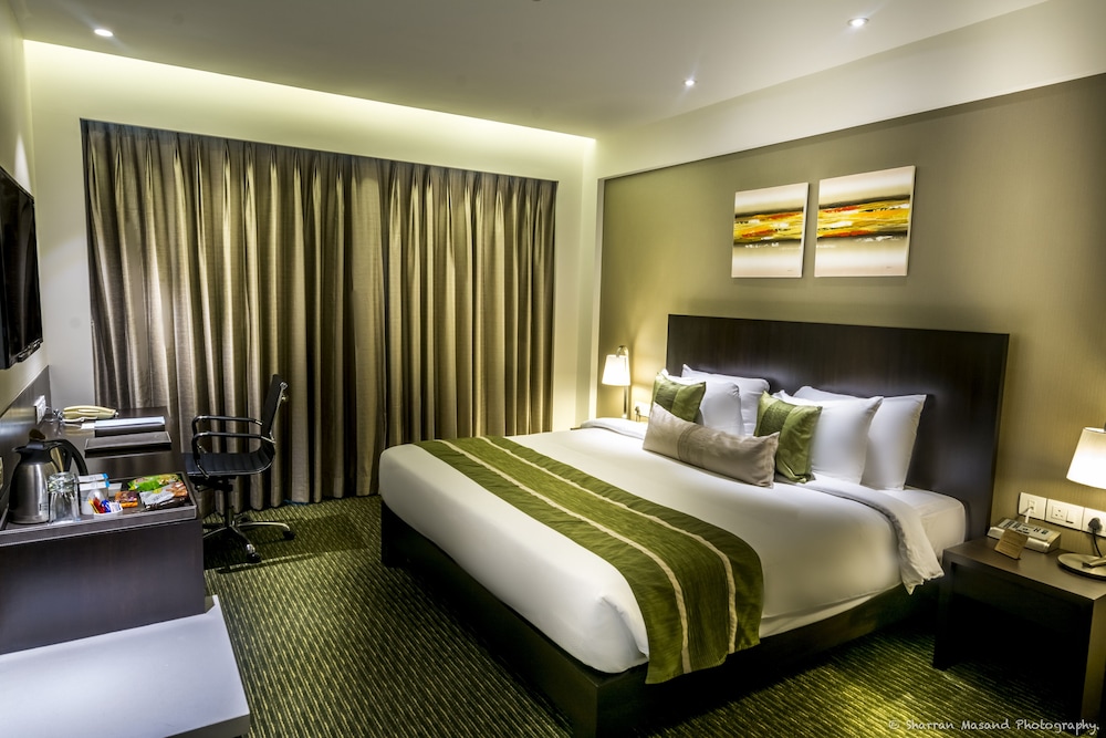 Deluxe Room - Photo 1