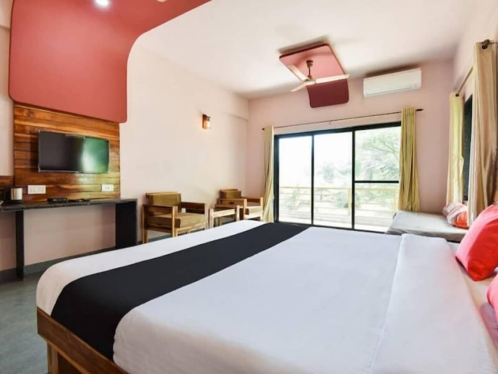 Corporate Sea View Suite Room