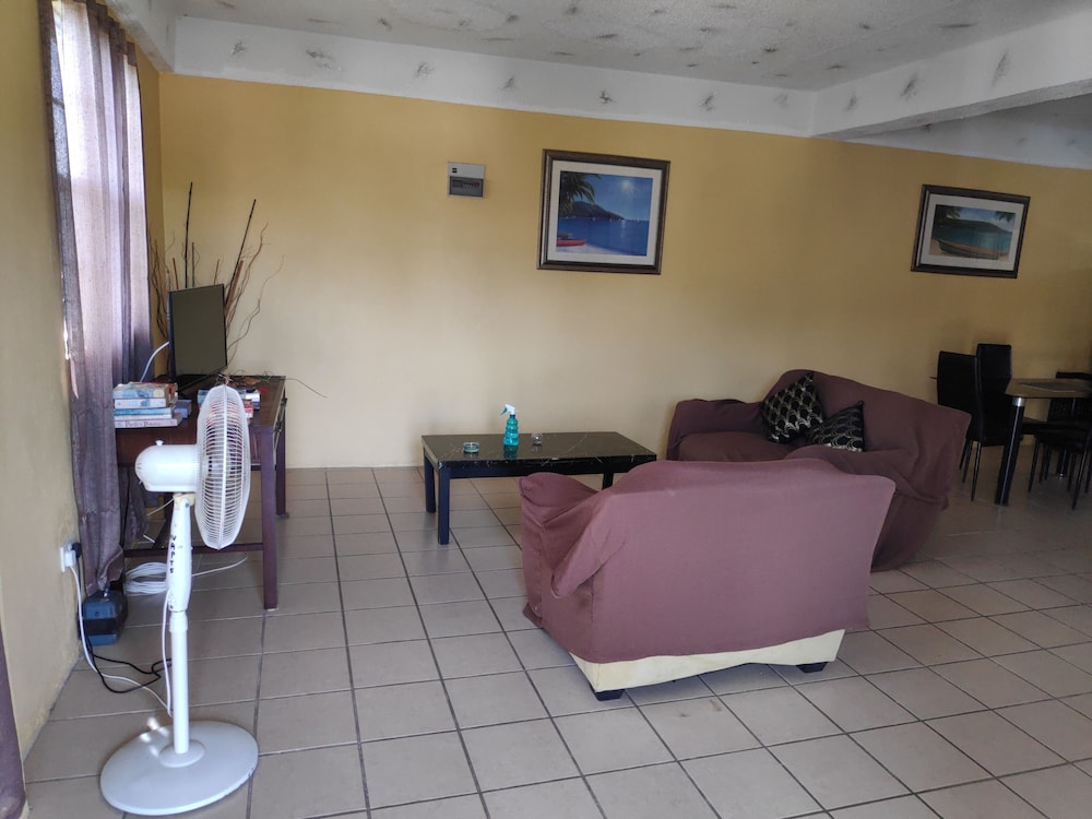 Apartment photo 1