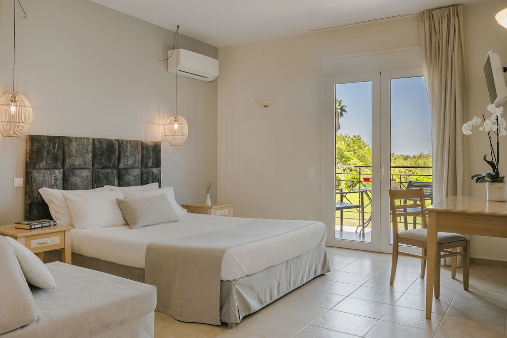 Superior Double Room, Terrace, Valley View photo 1