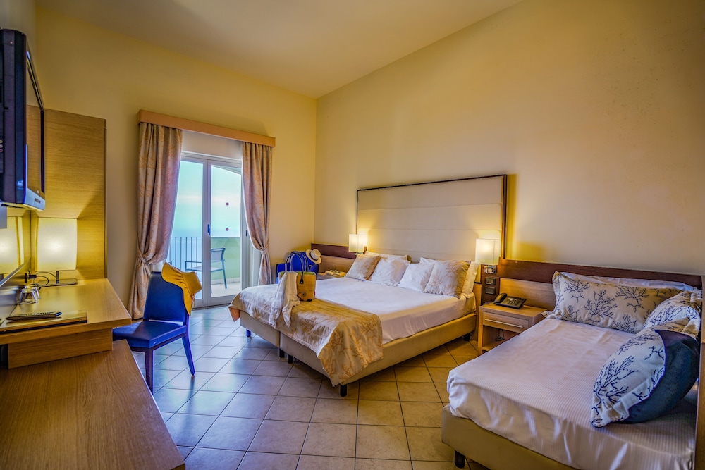 Comfort Triple Room - Photo 1