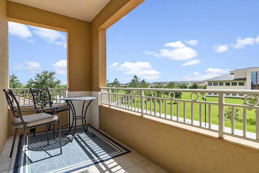 5080 Annunciation Circle, Unit 1206 photo 2