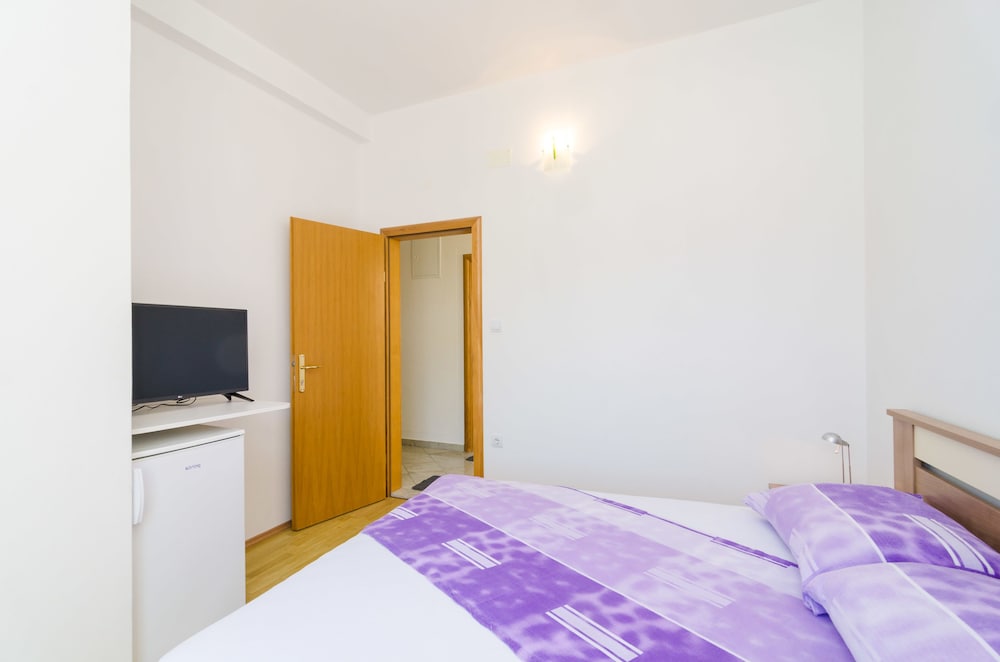Double Room (Apartments &amp; Rooms Barišić - St) photo 2