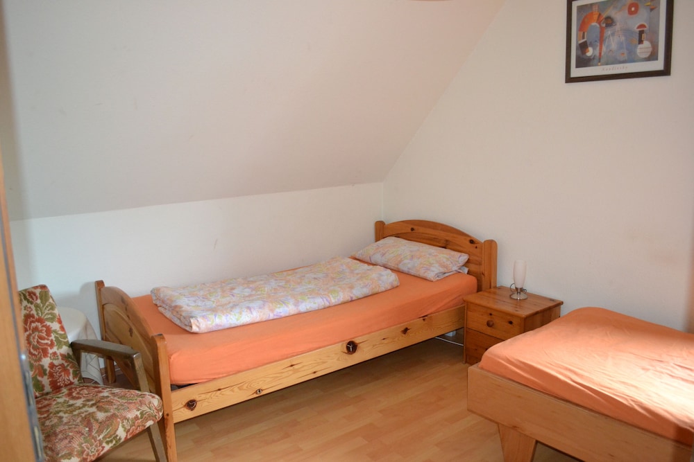 Single Room photo 2