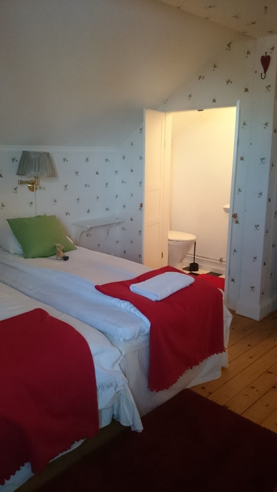 Dubbelrum med WC (delat badrum) photo 2
