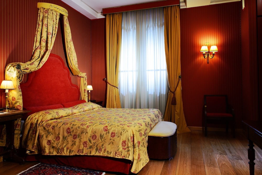 Premium Double or Twin Room, Terrace photo 2