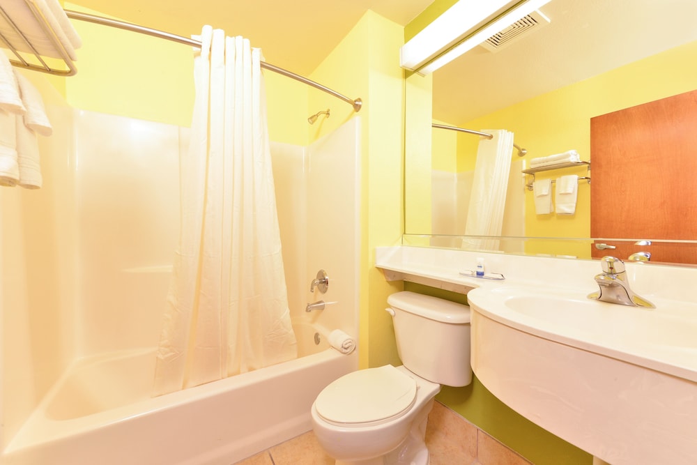 Microtel Inn & Suites by Wyndham Ft. Worth North/At Fossil, 写真 9