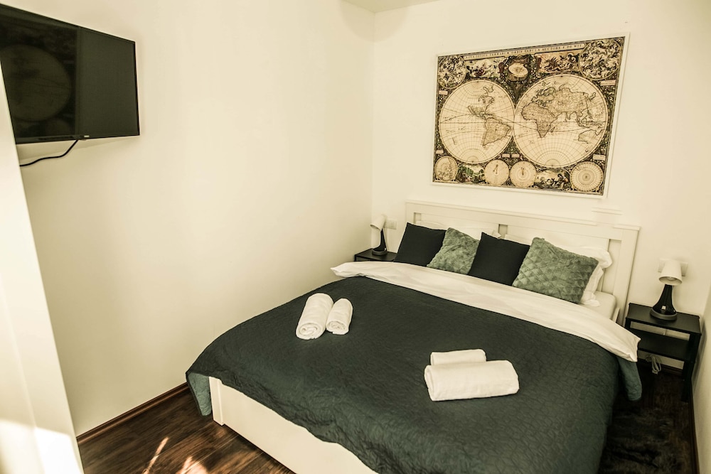 Basic Apartment, 1 Bedroom (2)