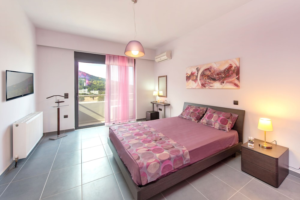 Family Villa, 4 Bedrooms, Private Pool photo 1