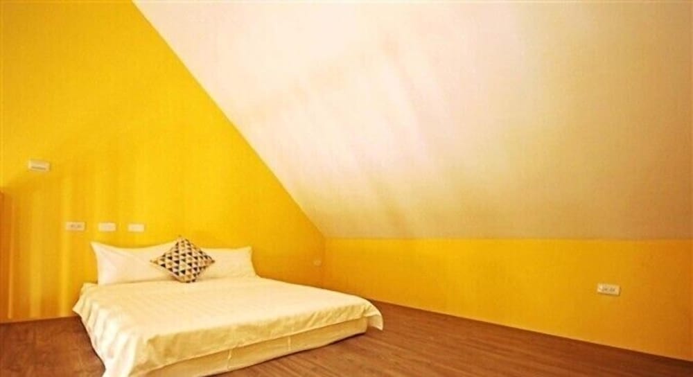 Romantic Loft, 1 Double Bed, Mountain View photo 1