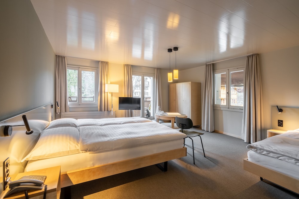Triple Room, Balcony (forest view)