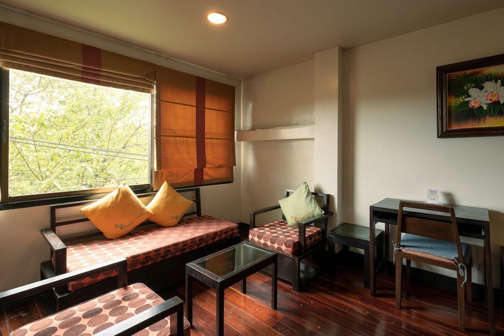Executive Room - Photo 4