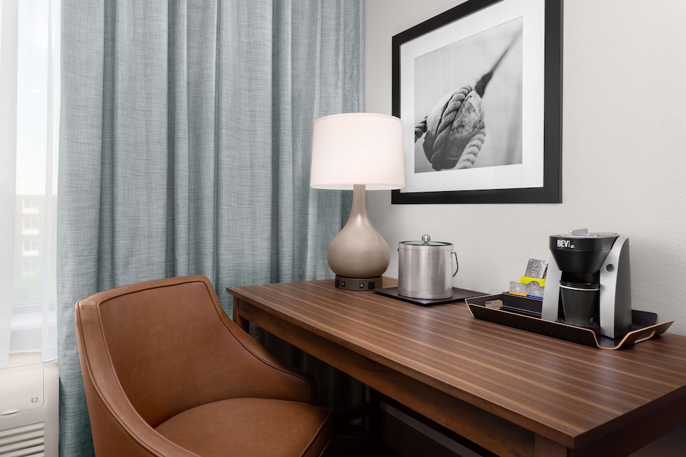 Suite, 1 Bedroom (Hearing) photo 2