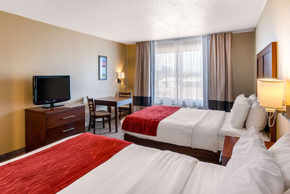 Room, 2 Queen Beds, Non Smoking - Photo 2
