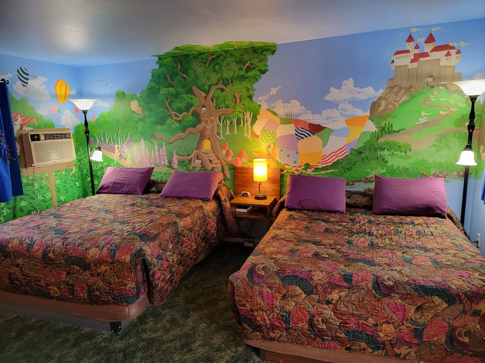 Deluxe Double Room, 2 Queen Beds, Non Smoking, City View