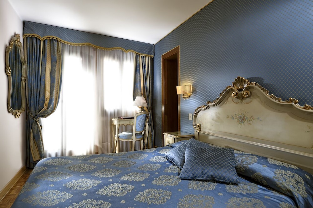 Double Room, Annex Building
