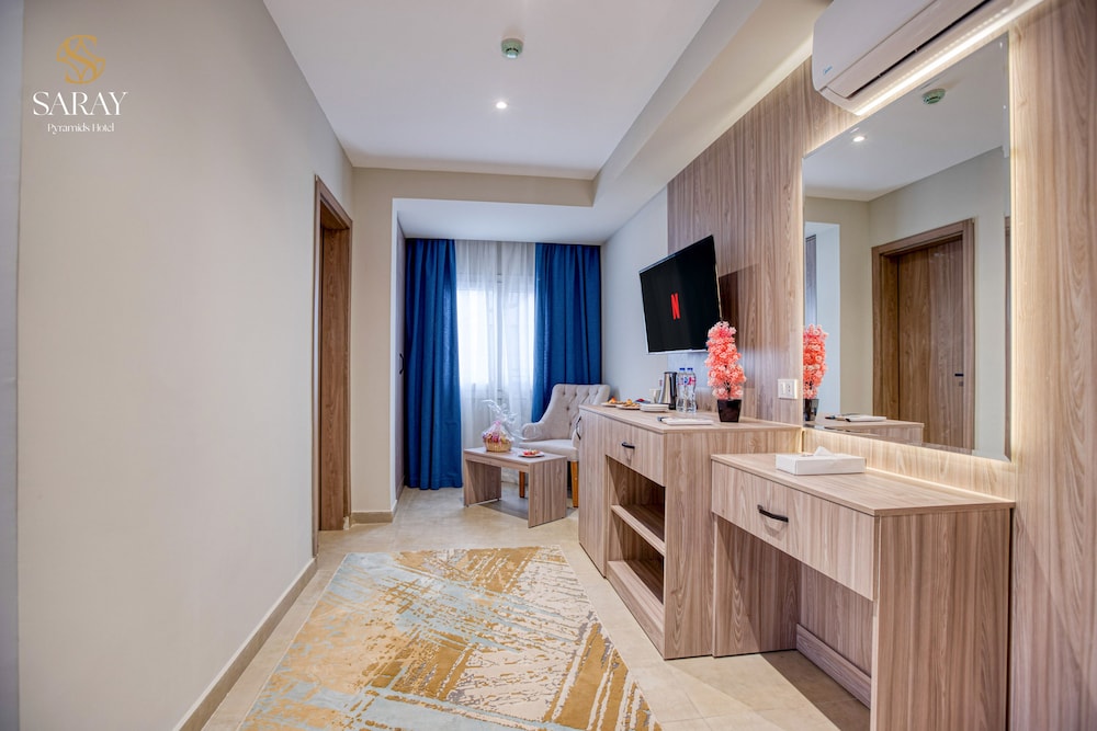 Standard Double or Twin Room - Photo 9