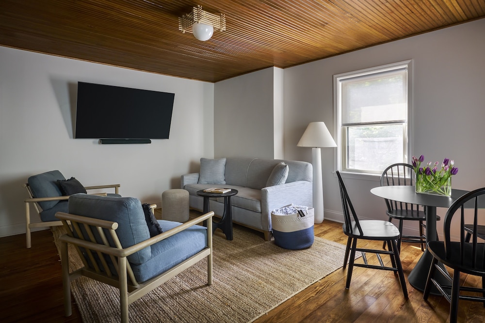 Suite 12 - Three Bedroom