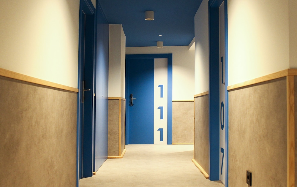 Standard Double Room - Photo 7