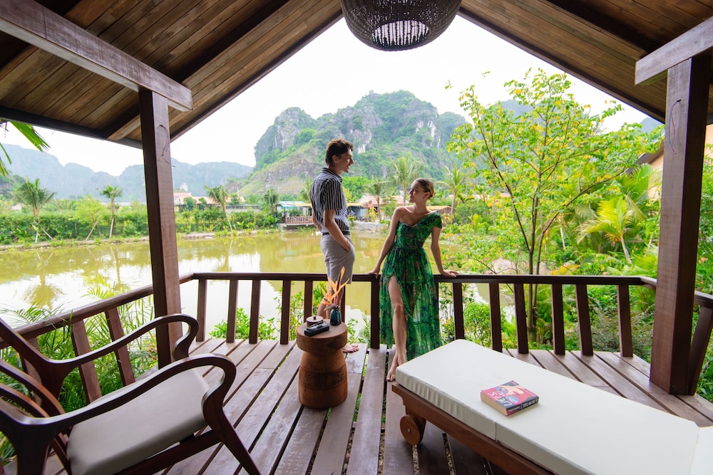 Luxury Suite, Lake View