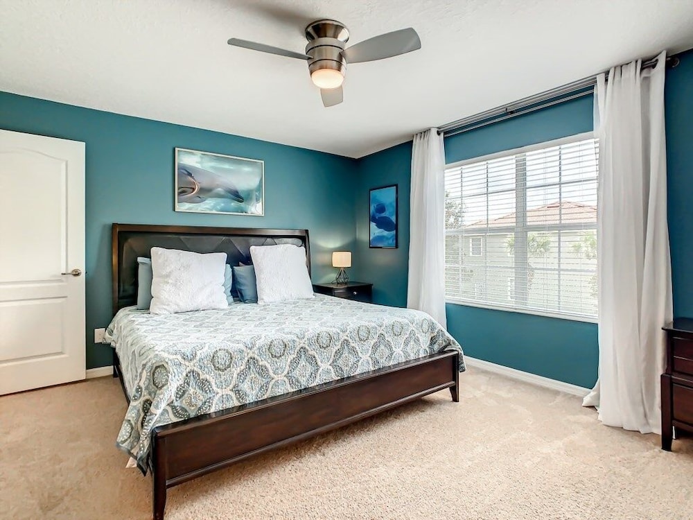Townhome, 4 Bedrooms