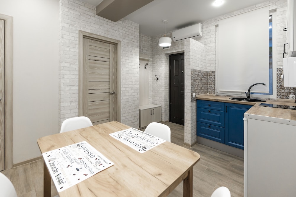 Apartment photo 2