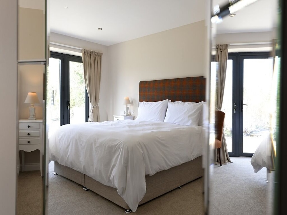 Standard Double or Twin Room photo 3