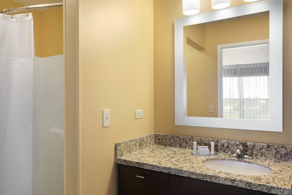 Suite, 1 Bedroom - Photo 5