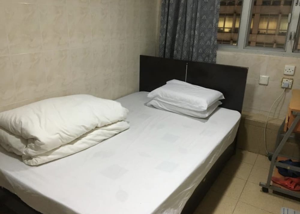 Double Bed Room ( Bathoom Outside The Room)