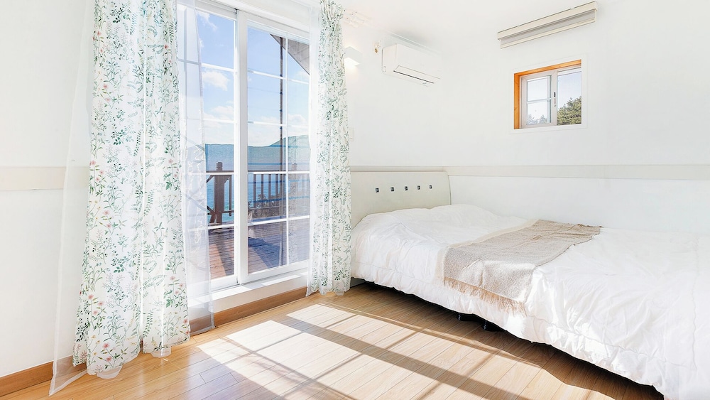 Room (Sky-Wind) photo 2