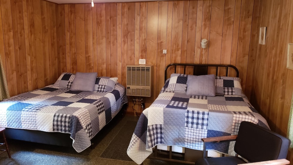 Standard Cabin, Multiple Beds photo 1