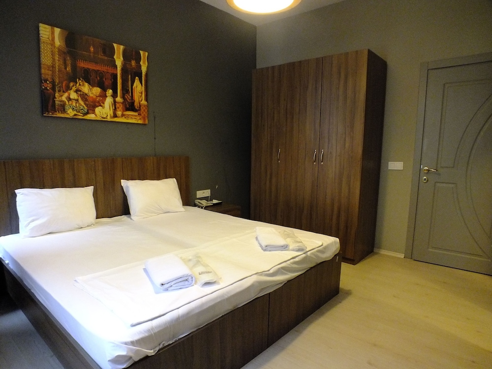 Standard Room photo 2