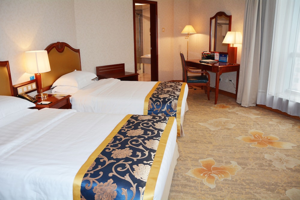 Business Superior Room photo 2