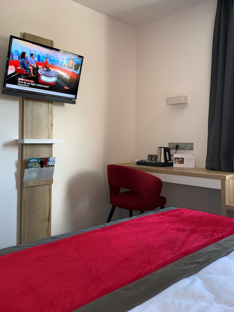 Standard Double Room - Photo 4