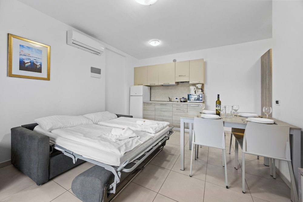 Apartment, 1 Bedroom, Balcony