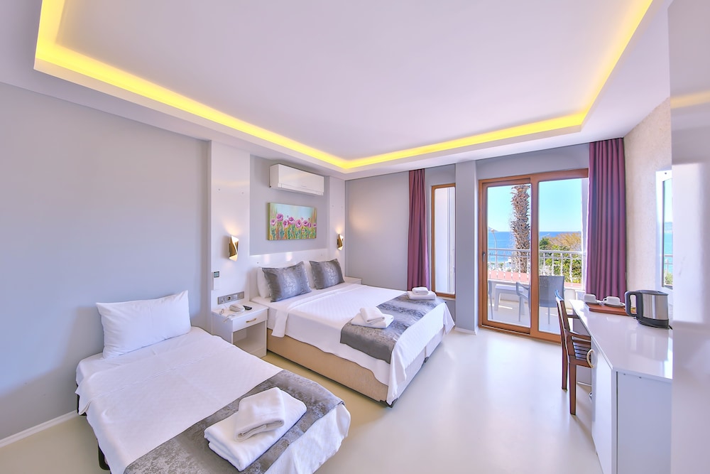 Twin Room, Sea View photo 2