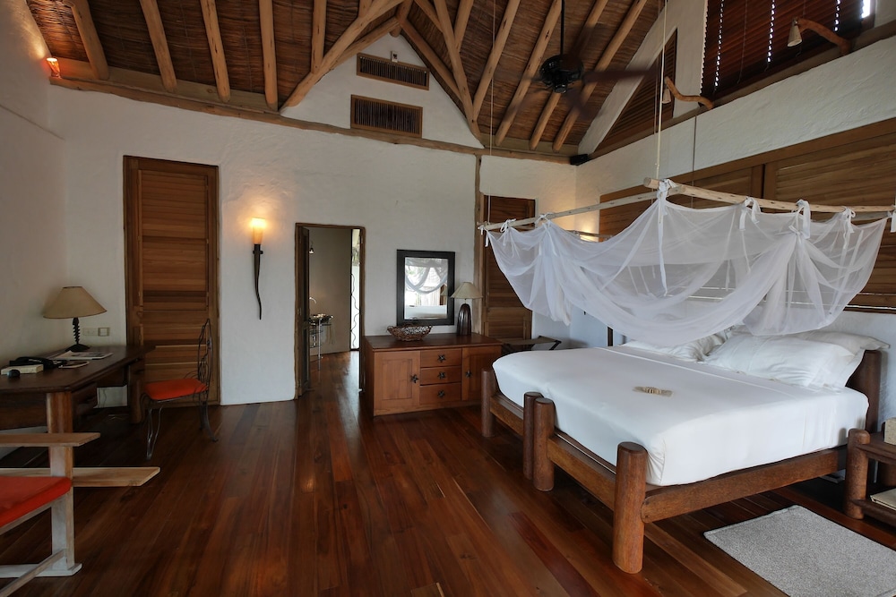 Suite, 4 Bedrooms, Pool Access (soneva Fushi Villa)